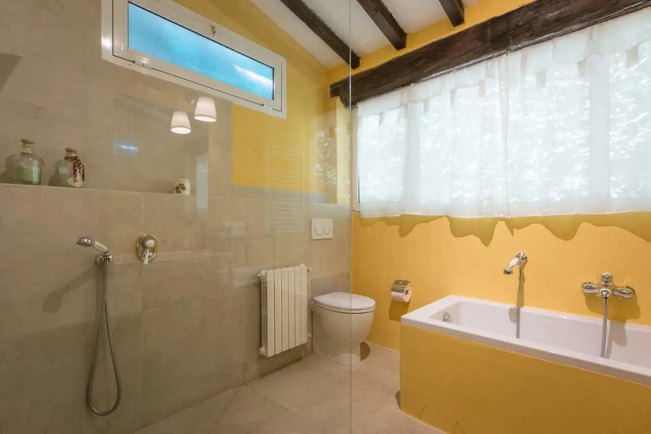 Villa In Private Estate,Shared Pool,Parking,3Km To Ponte Vecchio Florence 0*,  Italy